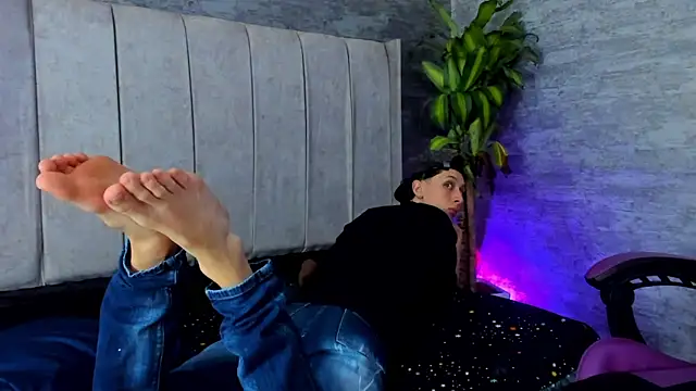 ArthurCox online show from 29, 10, 2025