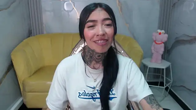 Ashley Blum v online show from 10, 9, 2025