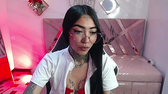 Ashley Blum v online show from 26, 10, 2025