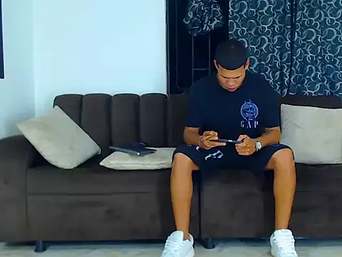 Snapshot of jefferson_exotic21 chatting on 26, 11, 2025 jefferson exotic21 online show from 26, 11, 2025