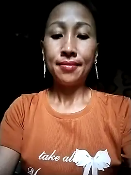 cute love00 online show from 9, 9, 2025