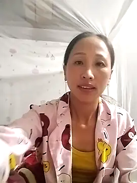 cute love00 online show from 28, 9, 2025