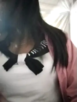 cute love00 online show from 19, 12, 2025