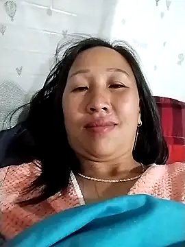 cute love00 online show from 28, 2, 2026