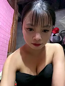 Snapshot of LunaBerry18 chatting on 17, 9, 2025 LunaBerry18 online show from 17, 9, 2025