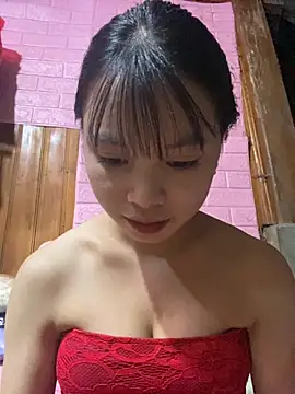 Snapshot of LunaBerry18 chatting on 24, 10, 2025 LunaBerry18 online show from 24, 10, 2025