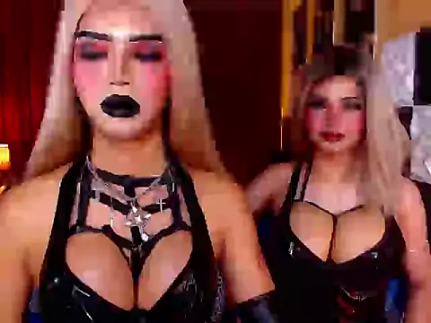 Snapshot of XinFuckingLust chatting on 8, 4, 2026 XinFuckingLust online show from 8, 4, 2026