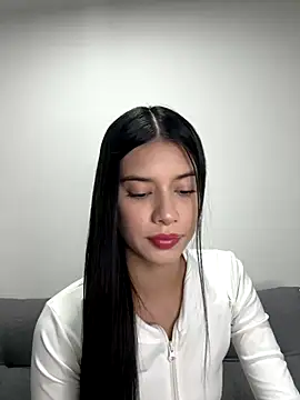 Snapshot of giasteele chatting on 9, 9, 2025 giasteele online show from 9, 9, 2025