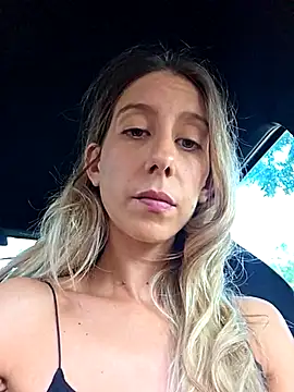 PetiteSecrets online show from 4, 10, 2025