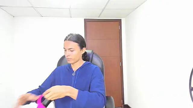 Snapshot of Aisha_hotts777 chatting on 26, 2, 2026 Aisha hotts777 online show from 26, 2, 2026