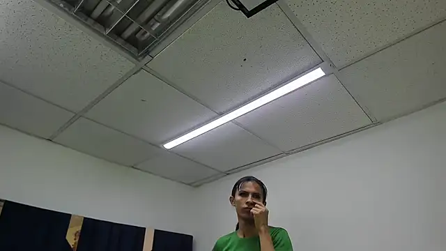 Snapshot of Aisha_hotts777 chatting on 13, 4, 2026 Aisha hotts777 online show from 13, 4, 2026