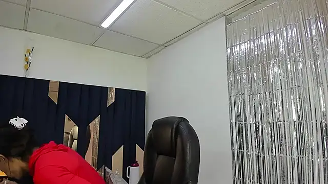 Aisha hotts777 online show from 11, 5, 2026