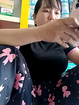  Babyrose  online show from 11, 9, 2025