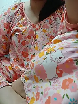  Babyrose  online show from 2, 6, 2026