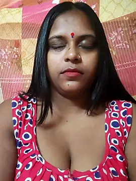 Snapshot of Hot-Show2 chatting on 13, 9, 2025 Hot-Show2 online show from 13, 9, 2025