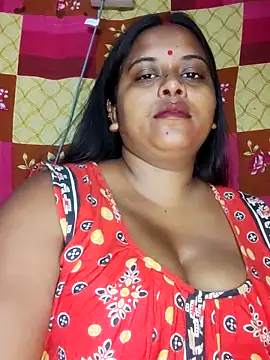 Snapshot of Hot-Show2 chatting on 2, 11, 2025 Hot-Show2 online show from 2, 11, 2025