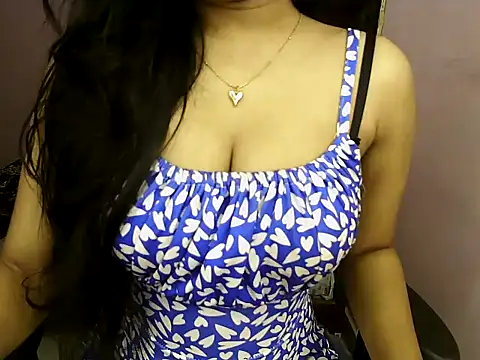 Snapshot of Brownie_baby chatting on 15, 12, 2025 Brownie baby online show from 15, 12, 2025