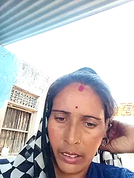Snapshot of Arti13A chatting on 10, 5, 2026 Arti13A online show from 10, 5, 2026