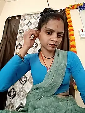 Snapshot of Sonam_dhakad chatting on 17, 10, 2025 Sonam dhakad online show from 17, 10, 2025