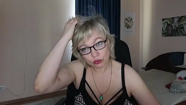 Rosette Pricky online show from 14, 9, 2025