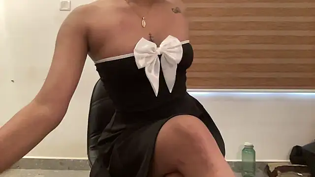 LucytheDevilQueen online show from 30, 11, 2025