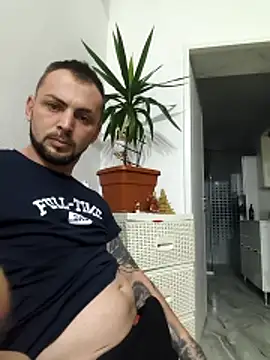 papichulo0099 online show from 7, 1, 2026