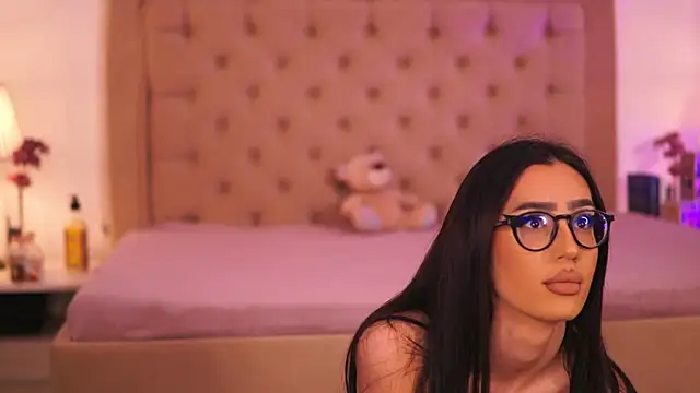 ChloeObril online show from 16, 4, 2026