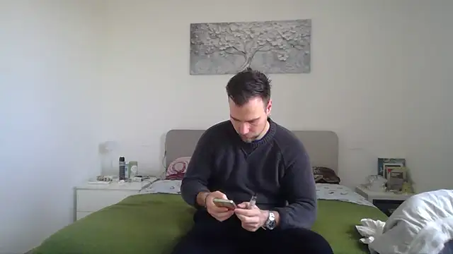 Snapshot of mrlyuis chatting on 5, 2, 2026 mrlyuis online show from 5, 2, 2026