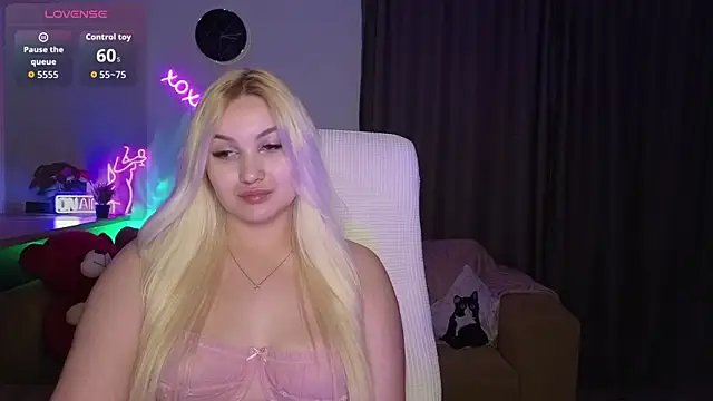 Snapshot of adrelaxina chatting on 10, 5, 2026 adrelaxina online show from 10, 5, 2026