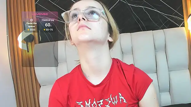 kristal joi dl online show from 28, 11, 2025