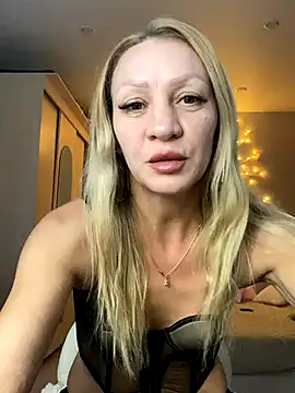 Snapshot of Bellissa_ chatting on 24, 9, 2025 Bellissa online show from 24, 9, 2025