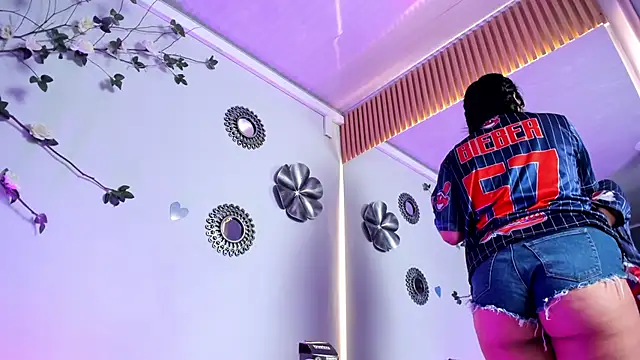 emy williams online show from 16, 4, 2026