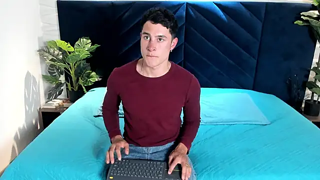 AustinJones  online show from 22, 5, 2026