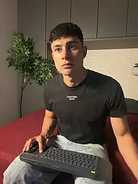 Snapshot of AustinJones_ chatting on 16, 6, 2026 AustinJones online show from 16, 6, 2026