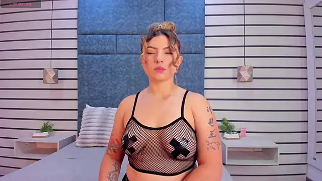 NatyLeone online show from 5, 11, 2025