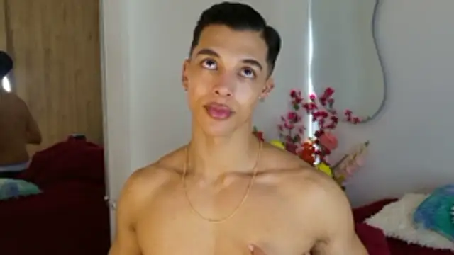 Snapshot of Troye_Williams chatting on 16, 3, 2026 Troye Williams online show from 16, 3, 2026