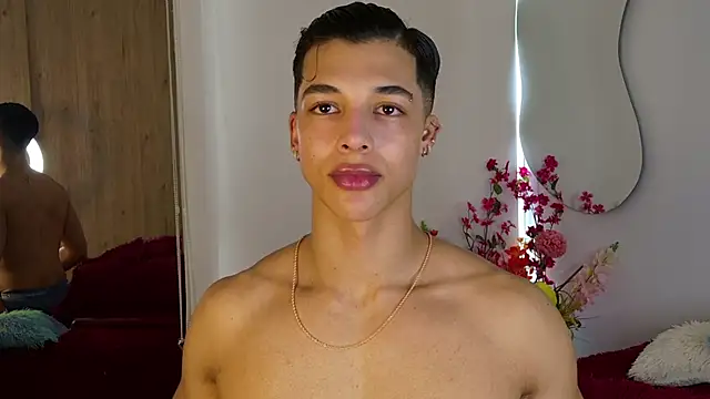 Snapshot of Troye_Williams chatting on 25, 3, 2026 Troye Williams online show from 25, 3, 2026