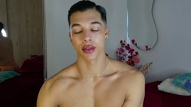 Snapshot of Troye_Williams chatting on 31, 3, 2026 Troye Williams online show from 31, 3, 2026