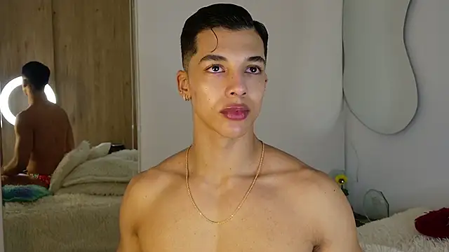 Snapshot of Troye_Williams chatting on 16, 4, 2026 Troye Williams online show from 16, 4, 2026