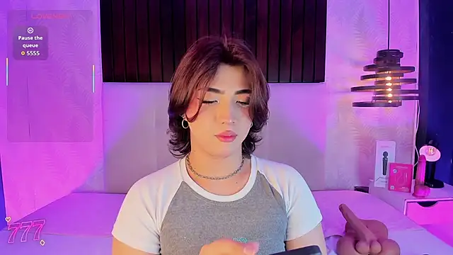 Creamy Angelo online show from 31, 5, 2026