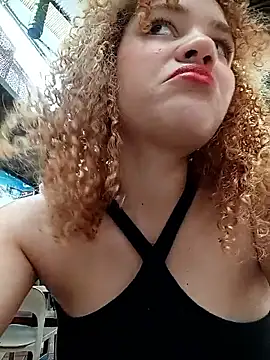 Snapshot of SirenRouge_69 chatting on 24, 9, 2025 SirenRouge 69 online show from 24, 9, 2025