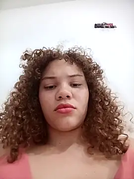 Snapshot of SirenRouge_69 chatting on 16, 10, 2025 SirenRouge 69 online show from 16, 10, 2025