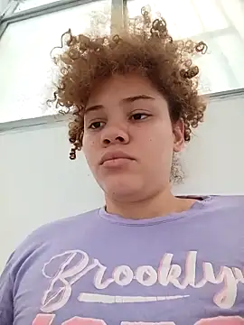 Snapshot of SirenRouge_69 chatting on 23, 10, 2025 SirenRouge 69 online show from 23, 10, 2025