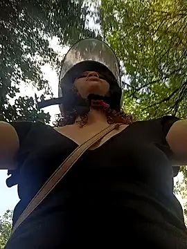 Snapshot of SirenRouge_69 chatting on 8, 11, 2025 SirenRouge 69 online show from 8, 11, 2025