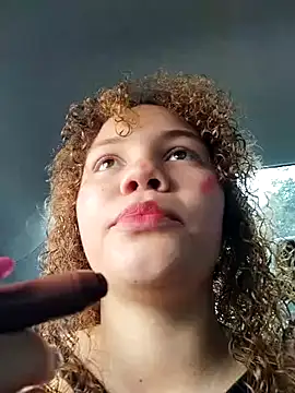 Snapshot of SirenRouge_69 chatting on 20, 11, 2025 SirenRouge 69 online show from 20, 11, 2025