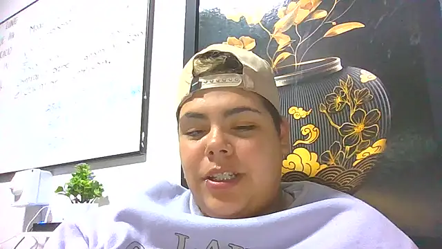 Snapshot of Hailey_Curvy chatting on 26, 9, 2025 Hailey Curvy online show from 26, 9, 2025