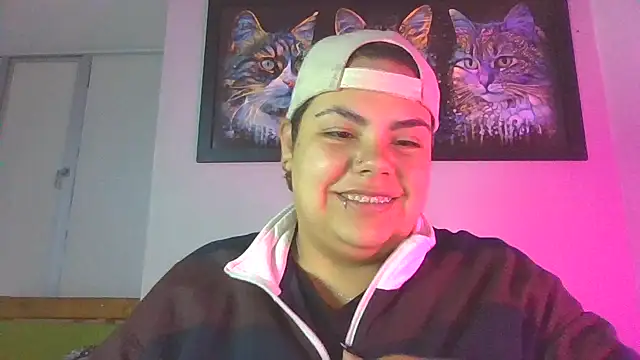 Snapshot of Hailey_Curvy chatting on 2, 10, 2025 Hailey Curvy online show from 2, 10, 2025