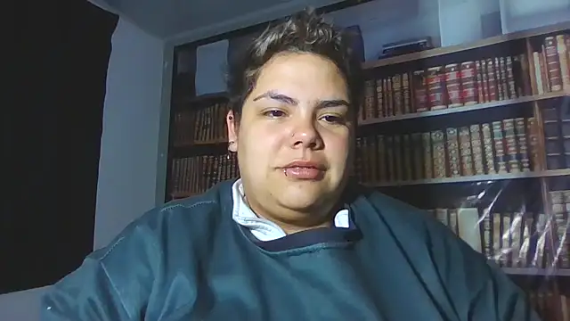 Snapshot of Hailey_Curvy chatting on 10, 10, 2025 Hailey Curvy online show from 10, 10, 2025