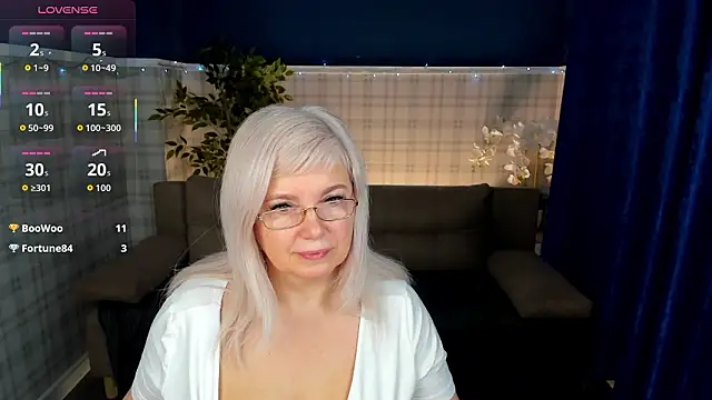 Snapshot of Hella_Fabel chatting on 21, 3, 2026 Hella Fabel online show from 21, 3, 2026