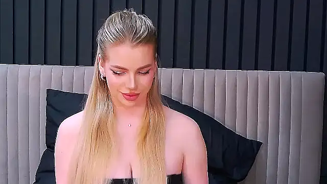 MilanaCeleste online show from 27, 11, 2025